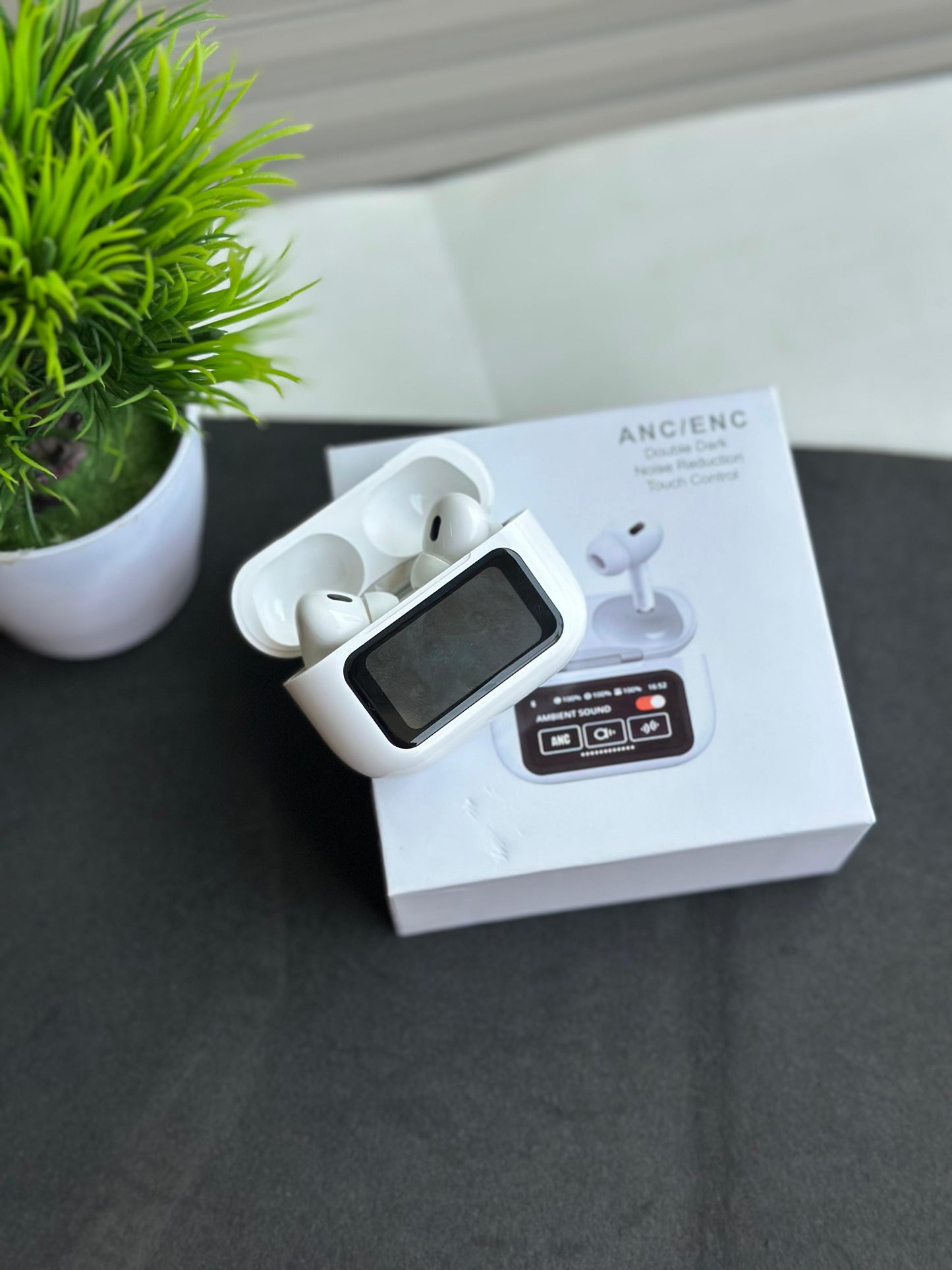 APPLE AIRPODS PRO DISPLAY WITH CASE